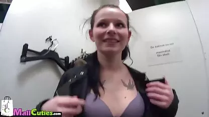 Lécher sa chatte extrait porno mobile et baise