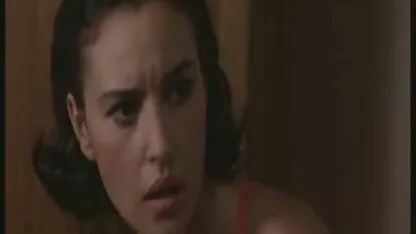 Allie-Pas d'esquive de sperme autorisée extrait de film x gratuit