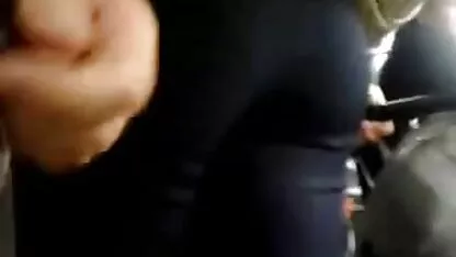 Femme aux extrait de film adulte gratuit gros seins aime la bite des voisins