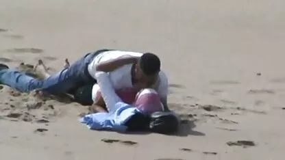 Jeune chatte serrée bourrée d'une bite extrait de film xxl gratuit raide