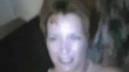 mât caché à travers la fenêtre extrait video x amateur