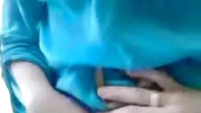 Big tits hotsisterxx4 extrait film pornographique lait